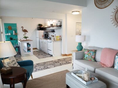 Burlap and Lace Coastal Cottages # 4