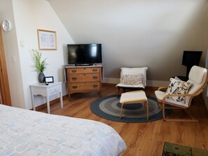 3 Schlafzimmer, Reisekinderbett, Internetzugang, Bettwäsche