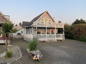 Exterior - Sea Dog House in Pacific Beach (Pacific Beach)