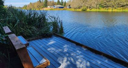 Heron Haven - Beautiful newer canal front home