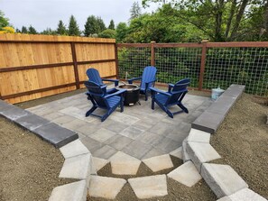 Terrace/patio - A Retreat on the Canal- New Game Room (Ocean Shores)