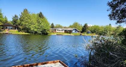 A Retreat on the Canal- New Game Room