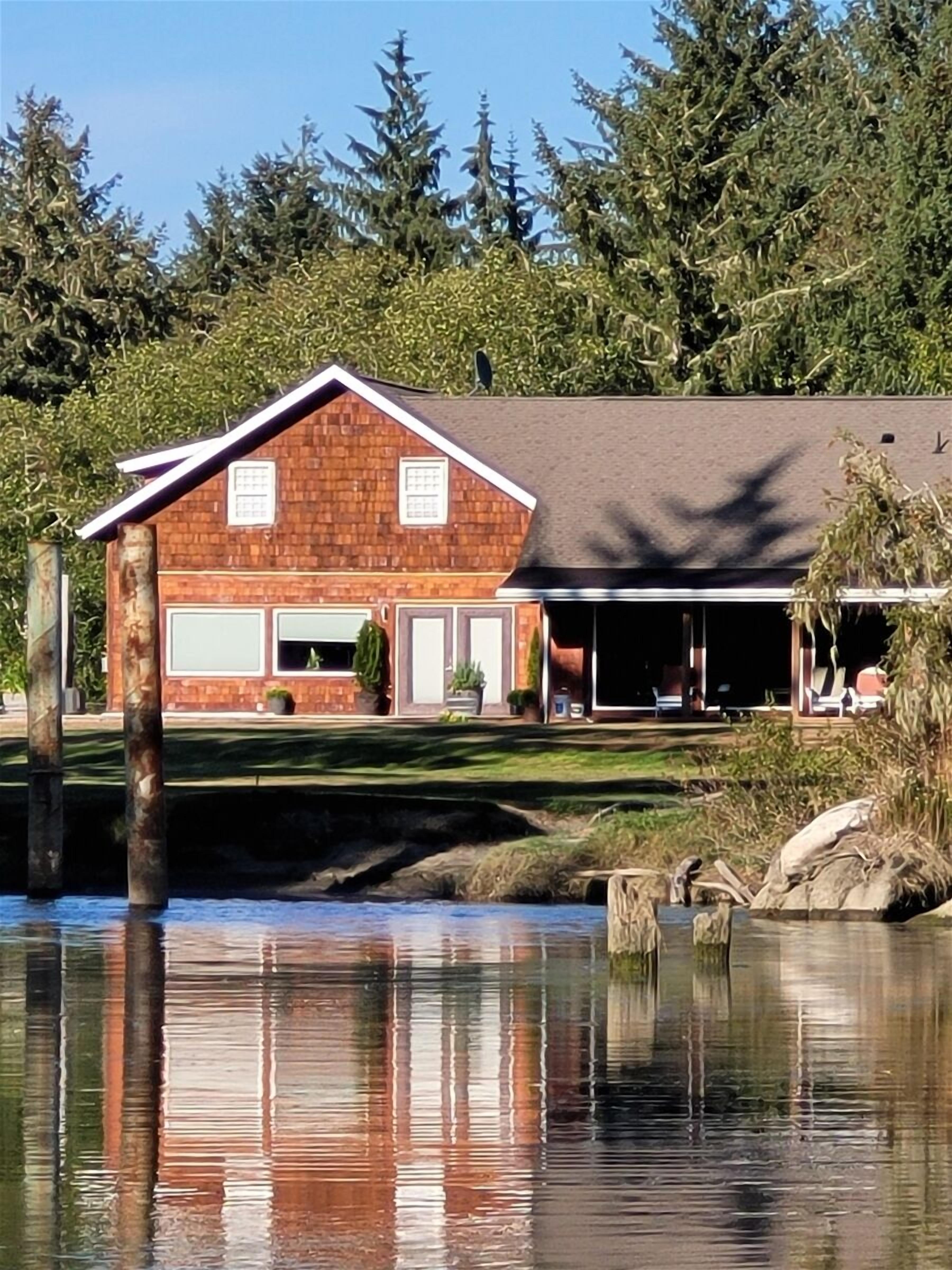 Burrows Landing ~  Ocean Shores is minutes away
