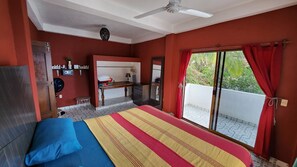 Free WiFi, bed sheets - Velyn (Yelapa)