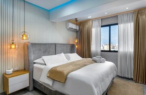 3 bedrooms, iron/ironing board, Internet, bed sheets