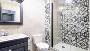 Bathtub, hair dryer - Logement 10 pers à Saint Sorlin d'Arves (Saint-Sorlin-d´Arves)