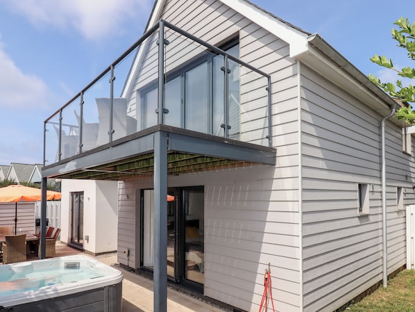 Cottage | Exterior