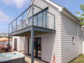 Cottage | Exterior