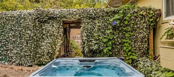 Driftwood Club - Ocean Views, Private Hot Tub