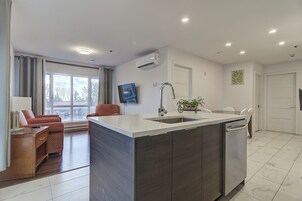 Premium Suite | Living area