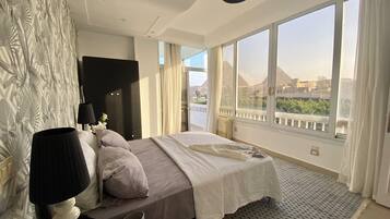 1 slaapkamer, een strijkplank/strijkijzer, wifi, beddengoed