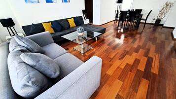 Apartment | Living area