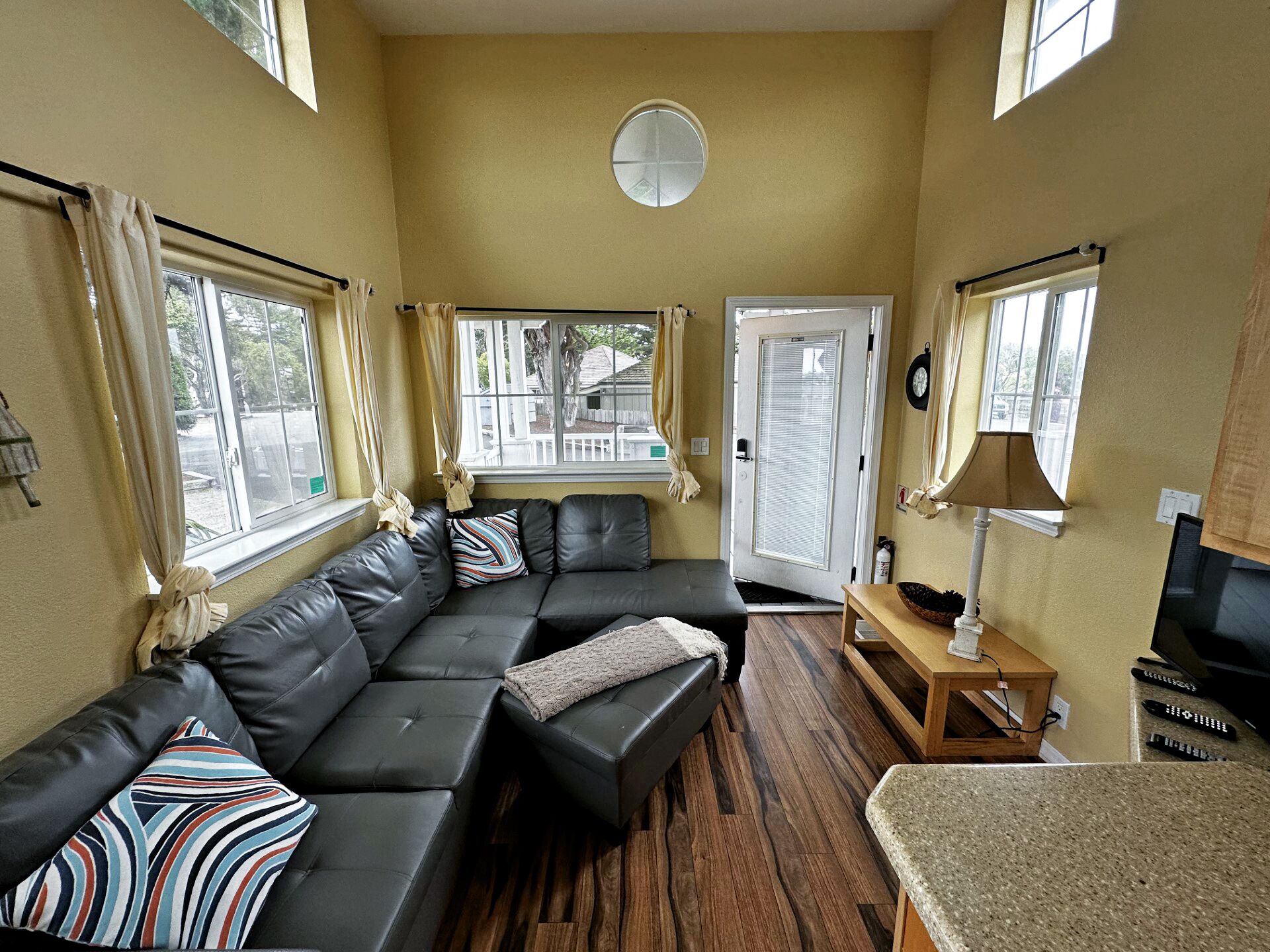 ロフト | リビング エリア