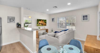 Sea Mist is a cozy coastal retreat one block from the beach.