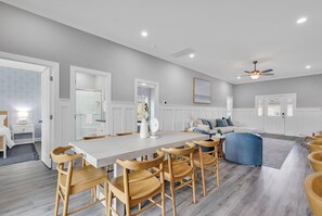 Interior - Private Heated Pool/Golf Cart/New Home/Beach Gear (North Myrtle Beach)