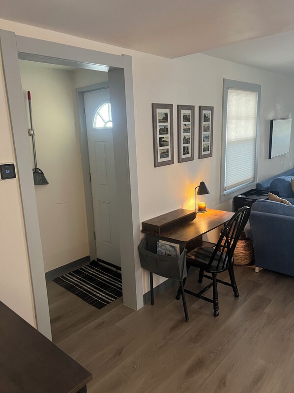 Interior - Cozy Cottage Walking Distance to Chautauqua Lake (Jamestown)