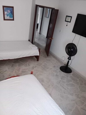 3 bedrooms, free WiFi - Hermoso Apartamento Amplio 140 Mts2 con Terraza y Balcones. Parqueadero Privado (Neiva)