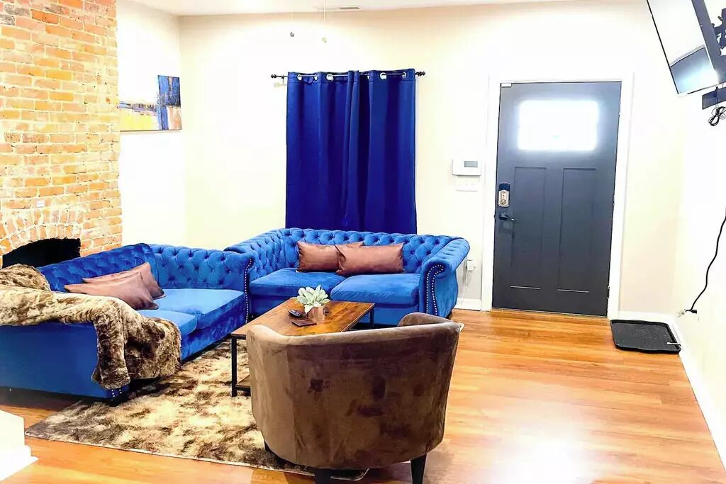Your Spacious Home near Downtwn Columbus