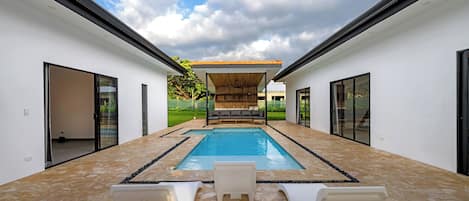 Piscina all'aperto