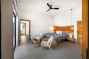 4 habitaciones, escritorio, tabla de planchar con plancha y wifi gratis 