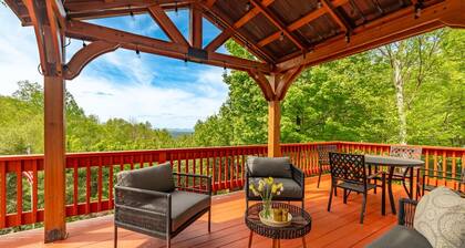 Mountain Views, Hot Tub near Hiking, Ski & Santa`s Village