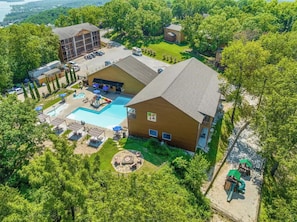 Exterior - BRAND NEW: 3 Bed / 2 Bath Branson, Sleeps 8 + 2 Min to SDC (Branson)