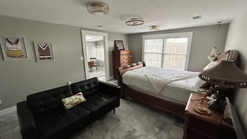 1 bedroom, iron/ironing board, free WiFi, bed sheets