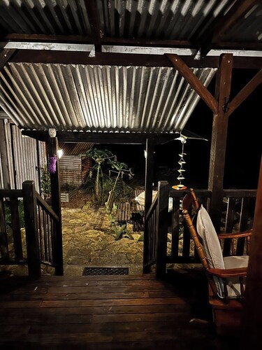 Dragonfly Cottage
off-grid rustic cottage hideaway @ Moy Pocket.
