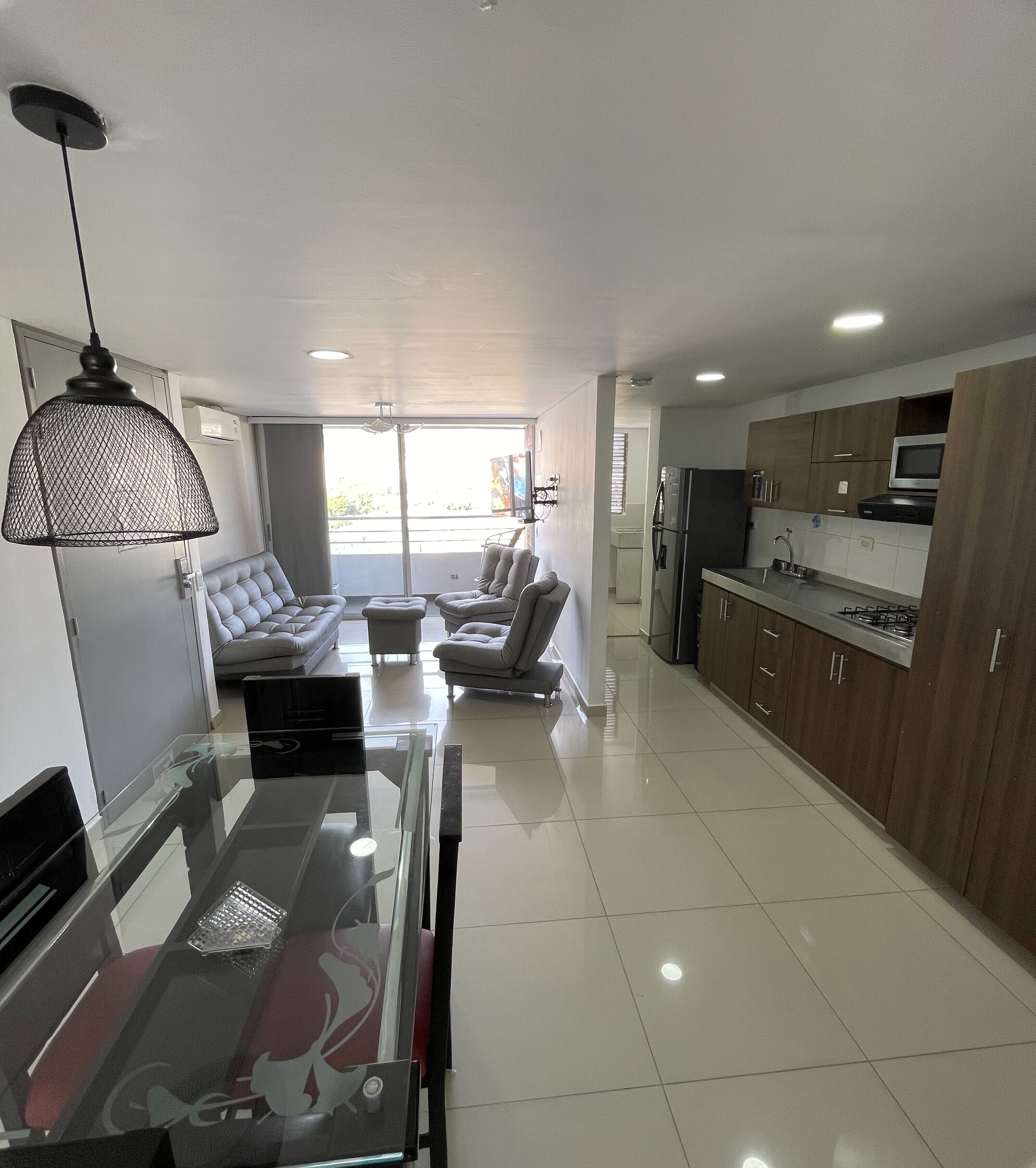 Deluxe Apartment | Dining room