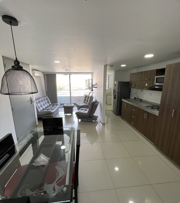 디럭스 아파트 | 다이닝룸