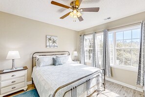 2 bedrooms, iron/ironing board, WiFi, bed sheets - Gorgeous 2-Bed Condo with Balcony, Pool, & Beach Shuttle (North Myrtle Beach)
