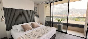 Spacious loft at amazing location!
