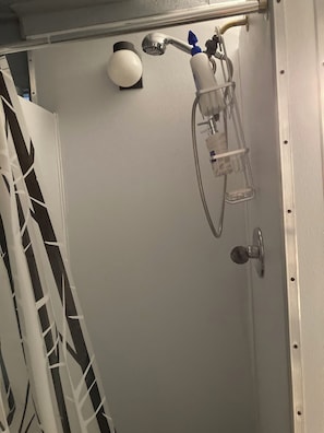 Shower, hair dryer, towels, soap - Happy Hills 😁is a 3bedroom 1bath DIY cabin with side patio and garage (Cub Run)