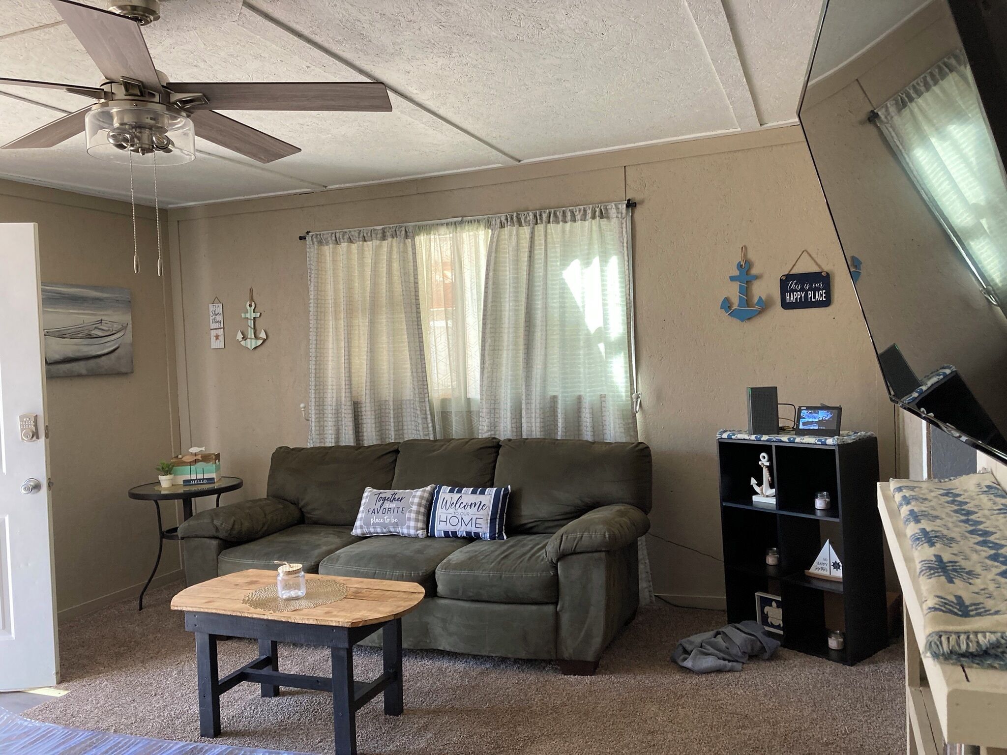 智能電視、書籍