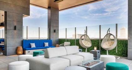 Cambria Hotel Nashville Midtown