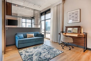 1 bedroom, in-room safe, desk, laptop workspace