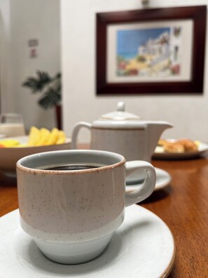 Petit déjeuner préparé sur commande (18000 COP par personne)