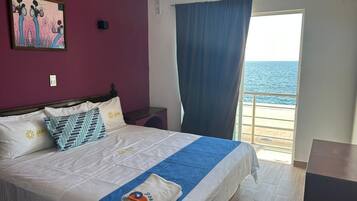 Classic Room | 1 bedroom, desk, free WiFi, bed sheets