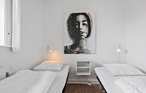 2 bedrooms, free WiFi