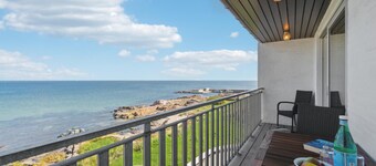 Stunning home in Allinge with WiFi