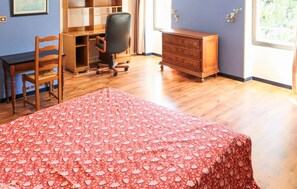 5 Schlafzimmer, Reisekinderbett, kostenloses WLAN