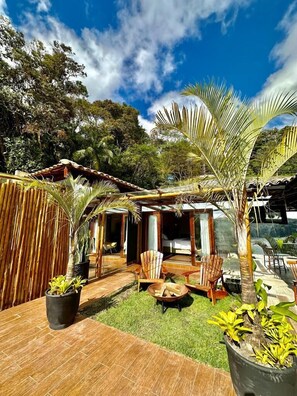 Deluxe Suite | Blackout curtains, free WiFi - Villa Pantai Secret Place (Miracatu)