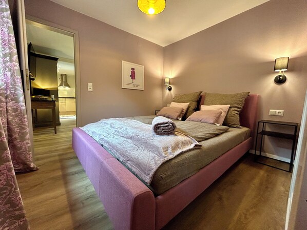 1 bedroom, iron/ironing board, travel cot, free WiFi