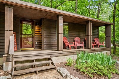 Serene Mountain Lodge With Resort Amenities, Fire Pit, & Game Room!