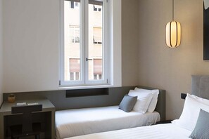 2 Schlafzimmer, Zimmersafe, Schreibtisch, Bügeleisen/Bügelbrett
