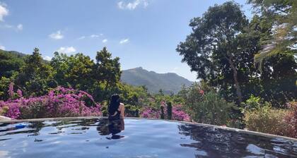 Enchanting Love Nest la Fortuna. It's a haven of beauty and relaxation.