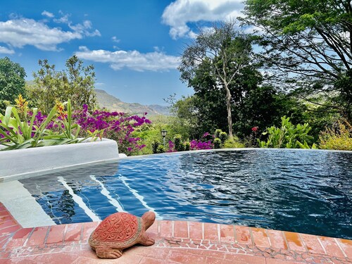 Enchanting Love Nest la Fortuna. It's a haven of beauty and relaxation.