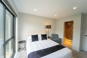 3 bedrooms, desk, iron/ironing board, WiFi - Sunnyhills Viewside Town House | Wi-Fi & Netflix (Auckland)