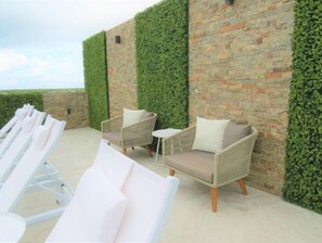 Terrace/patio - Menesse MIDTOWN 5'hiking to the sea! close to everything (Playa del Carmen)