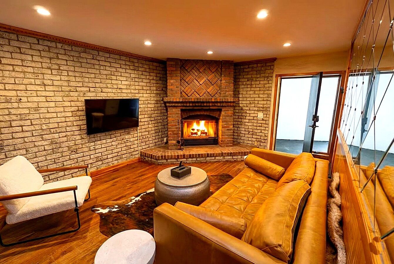 Smart TV, chimenea
